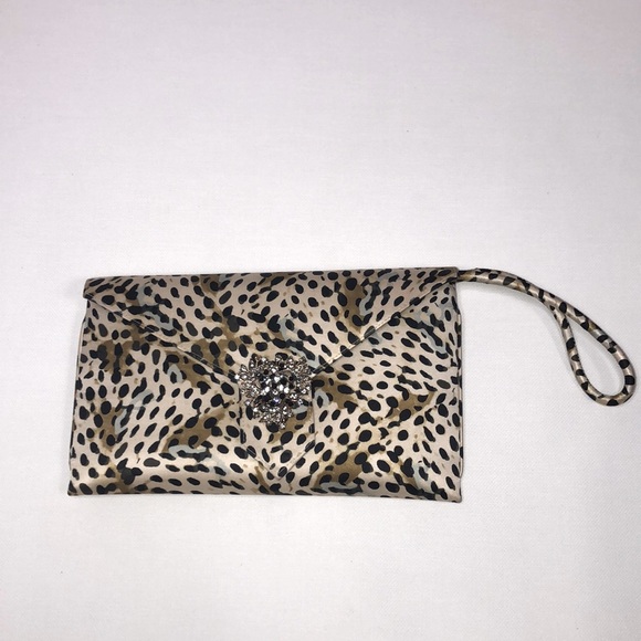 Wilbur & Gussie leopard print clutch - Picture 1 of 9